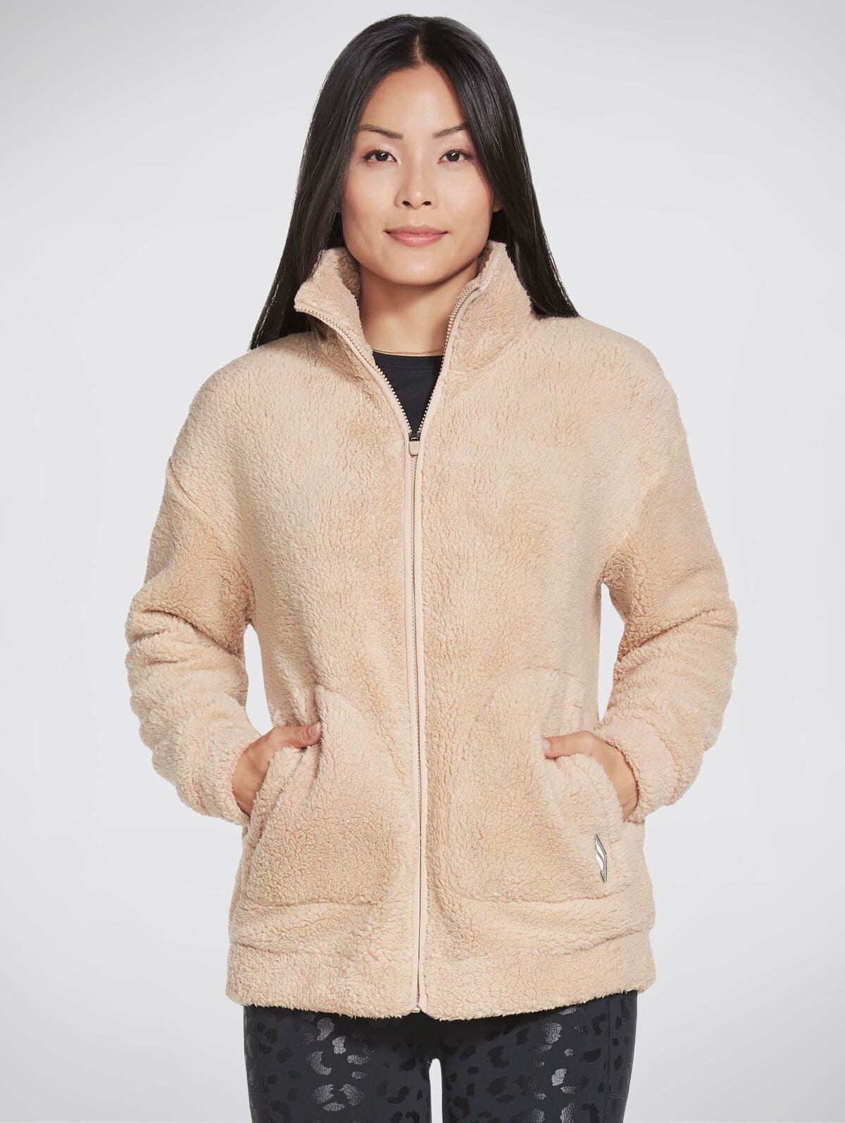 La chaqueta de pelito Downtime Jacket marrón de Skechers