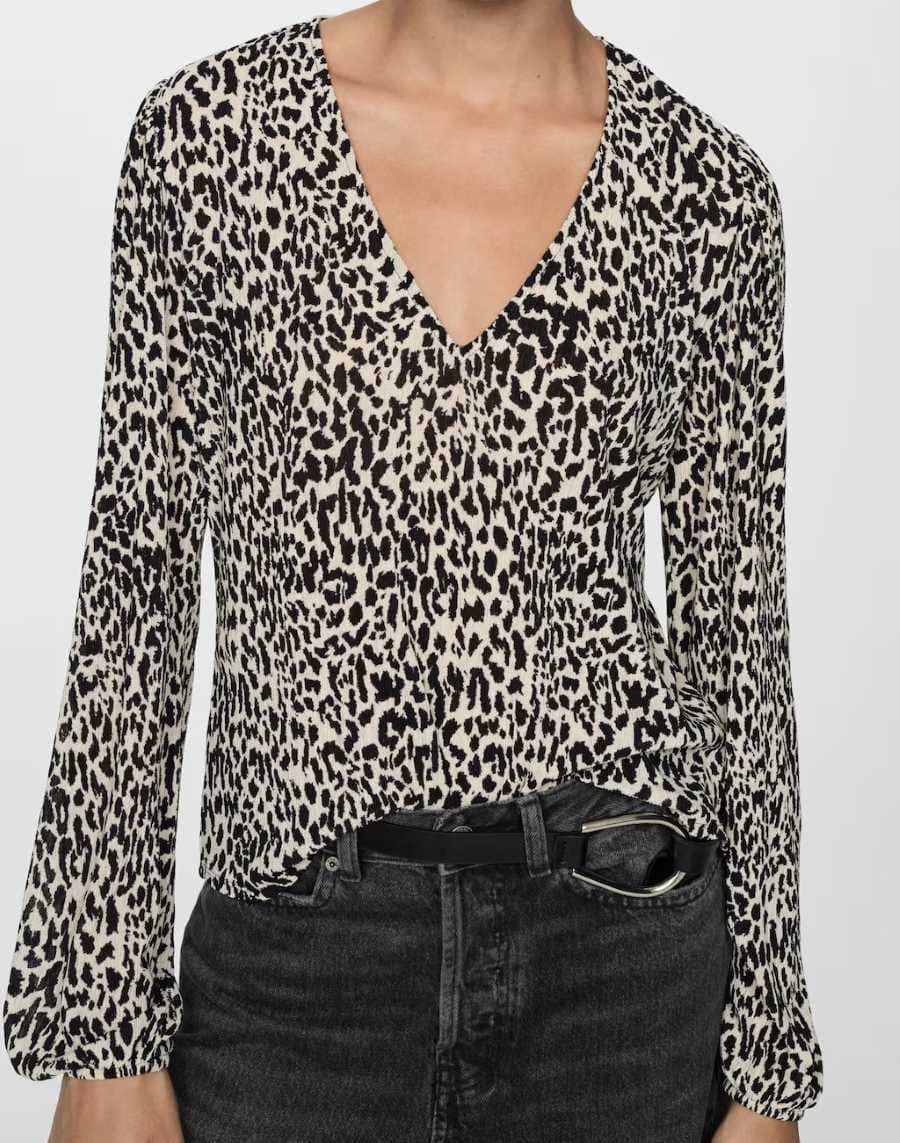 Blusa estampado animal print de Mango