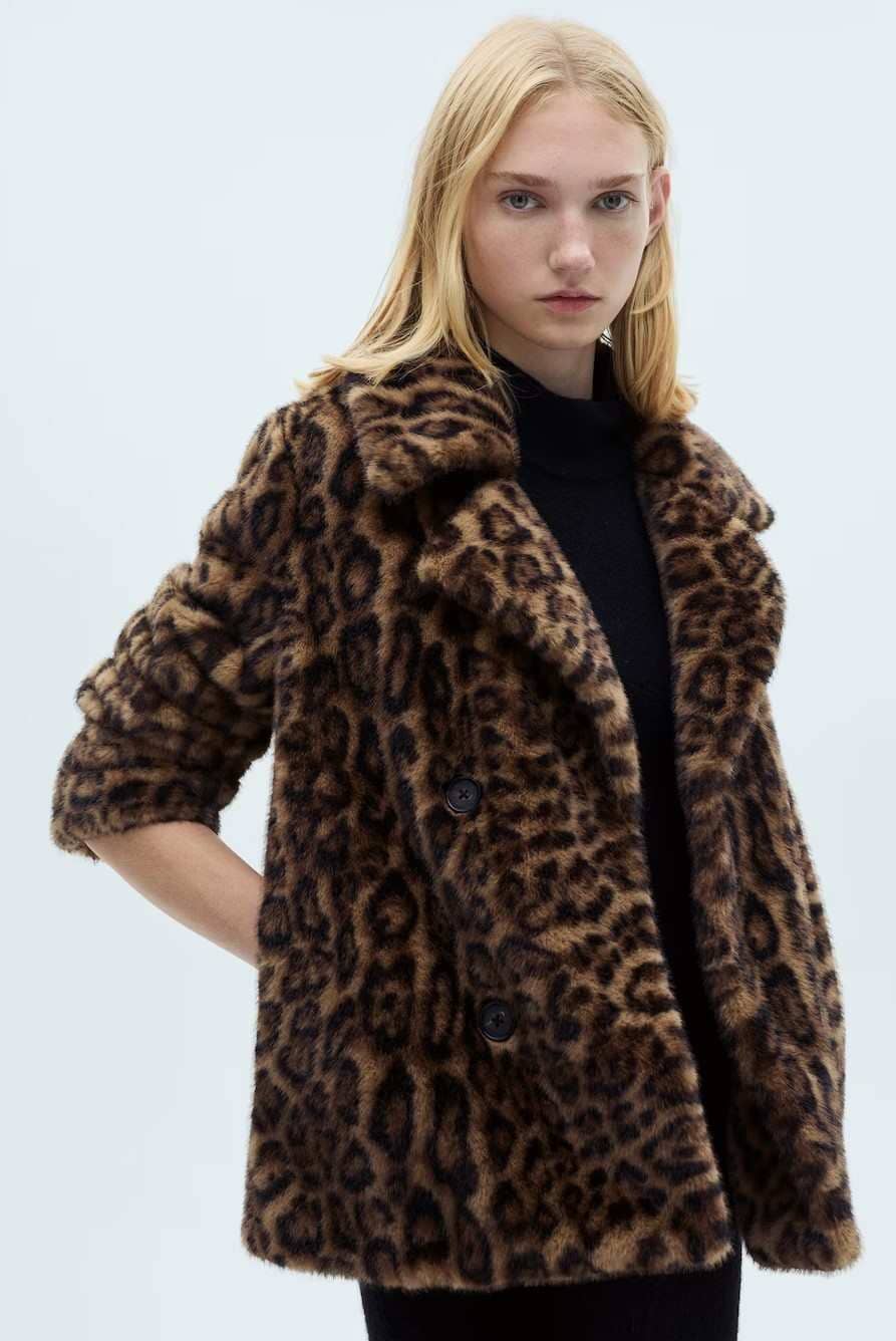 Abrigo pelo leopardo de Mango