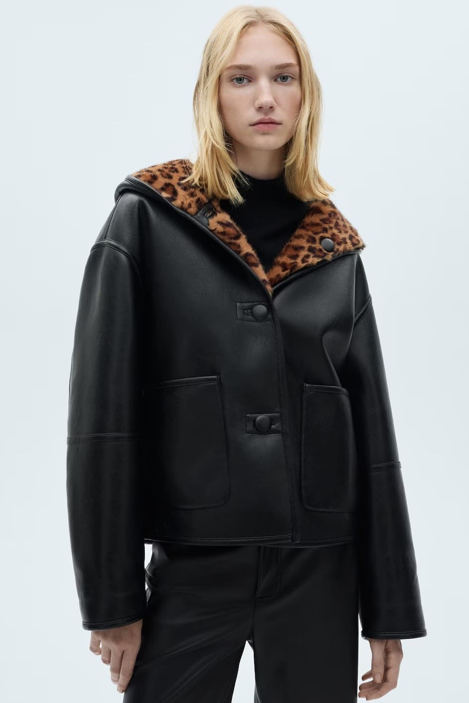 Chaqueta reversible leopardo de Mango