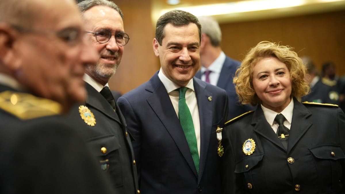 Juanma Moreno ha participado en Córdoba en el Congreso de la Asociación de Jefes y Directivos de las Policías Locales