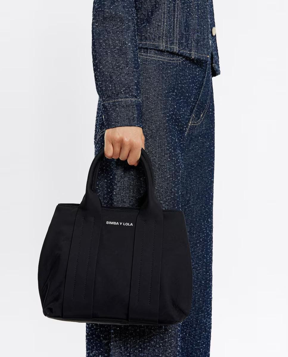 Bolso de mano mediano de nylon