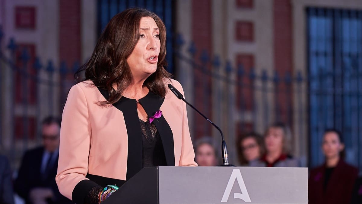 La consejera Loles López, durante su intervención | Salvador López Medina