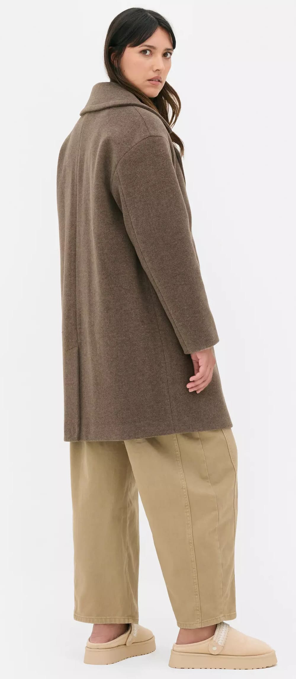 El abrigo de doble botonadura de Paula Echevarría en Primark