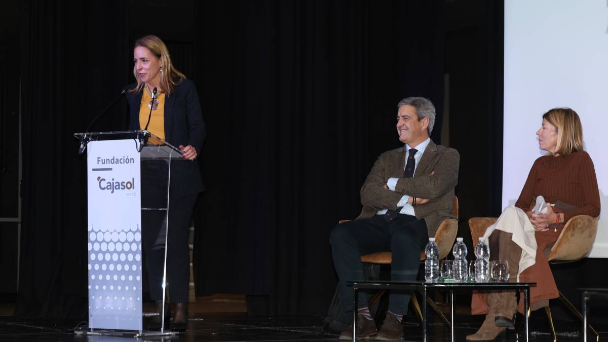 Almudena Martínez, presidenta de Diputación, en su intervención en la Jornada Cinegética de la Fundación Cajasol