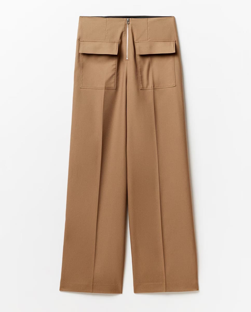 El nuevo pantalón de mujer con cremallera frontal de Sfera en El Corte Inglés