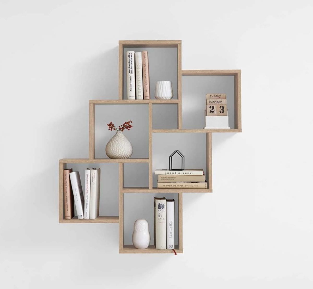 Estantería de pared sencilla