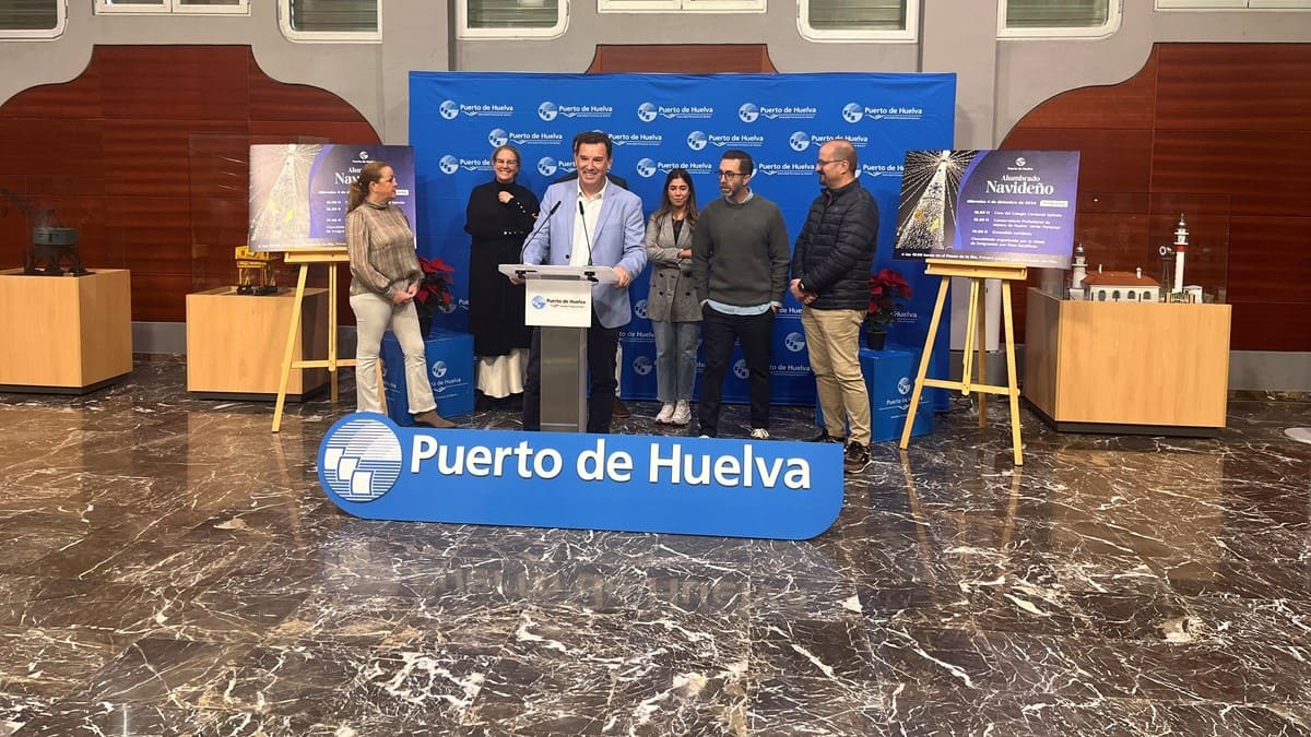 La presentación del alumbrado navideño del puerto de Huelva