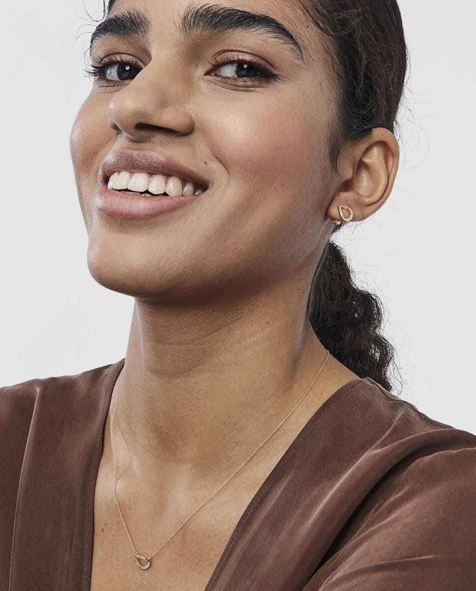 El pendiente de oro con diamantes Tous Hav