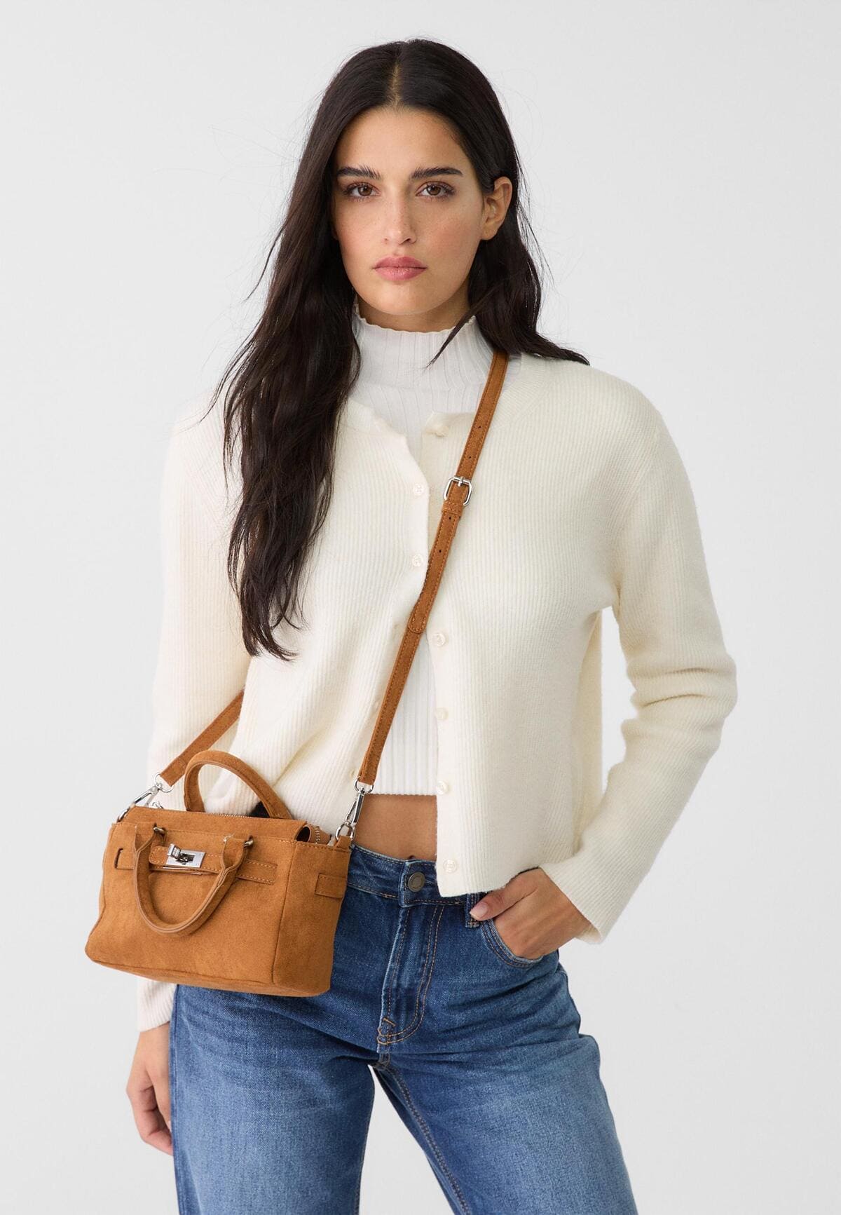 Bolso bandolera con hebilla