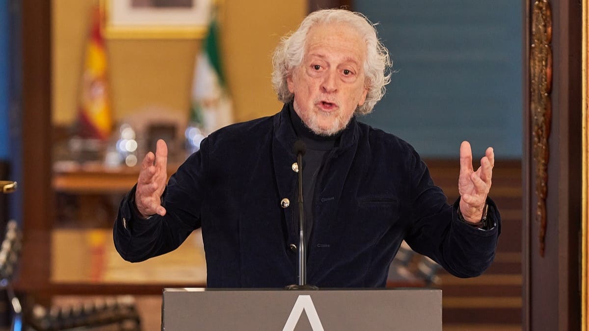 Rojas Marcos, durante su intervención | Salvador López Medina