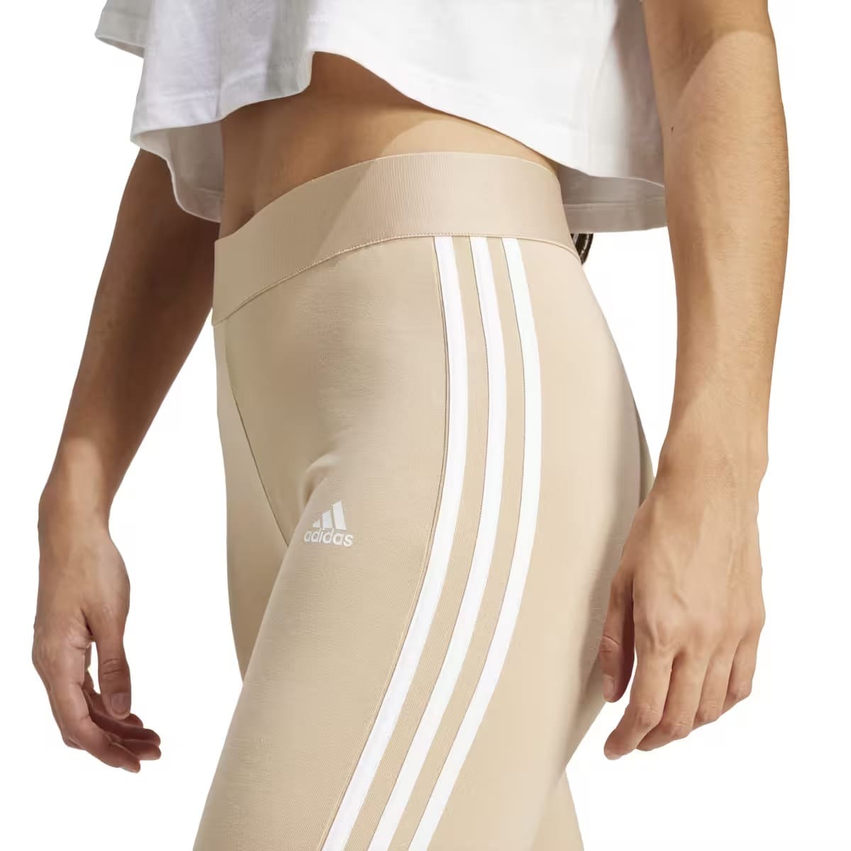 El pantalón tipo leggings Fitness Soft Training para mujer en color beige de Adidas en Decathlon