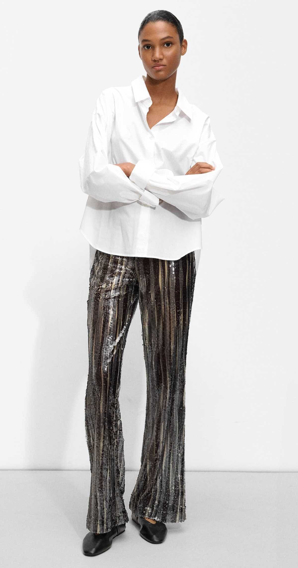 Pantalón flare con lentejuelas de Parfois