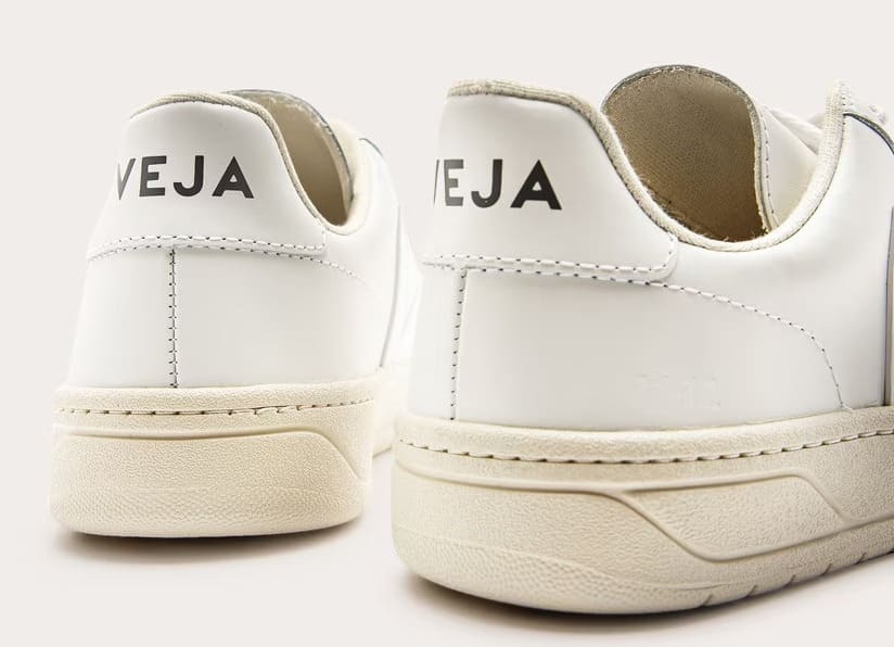 Las zapatillas V12 de piel en color blanco de Veja en El Corte Inglés