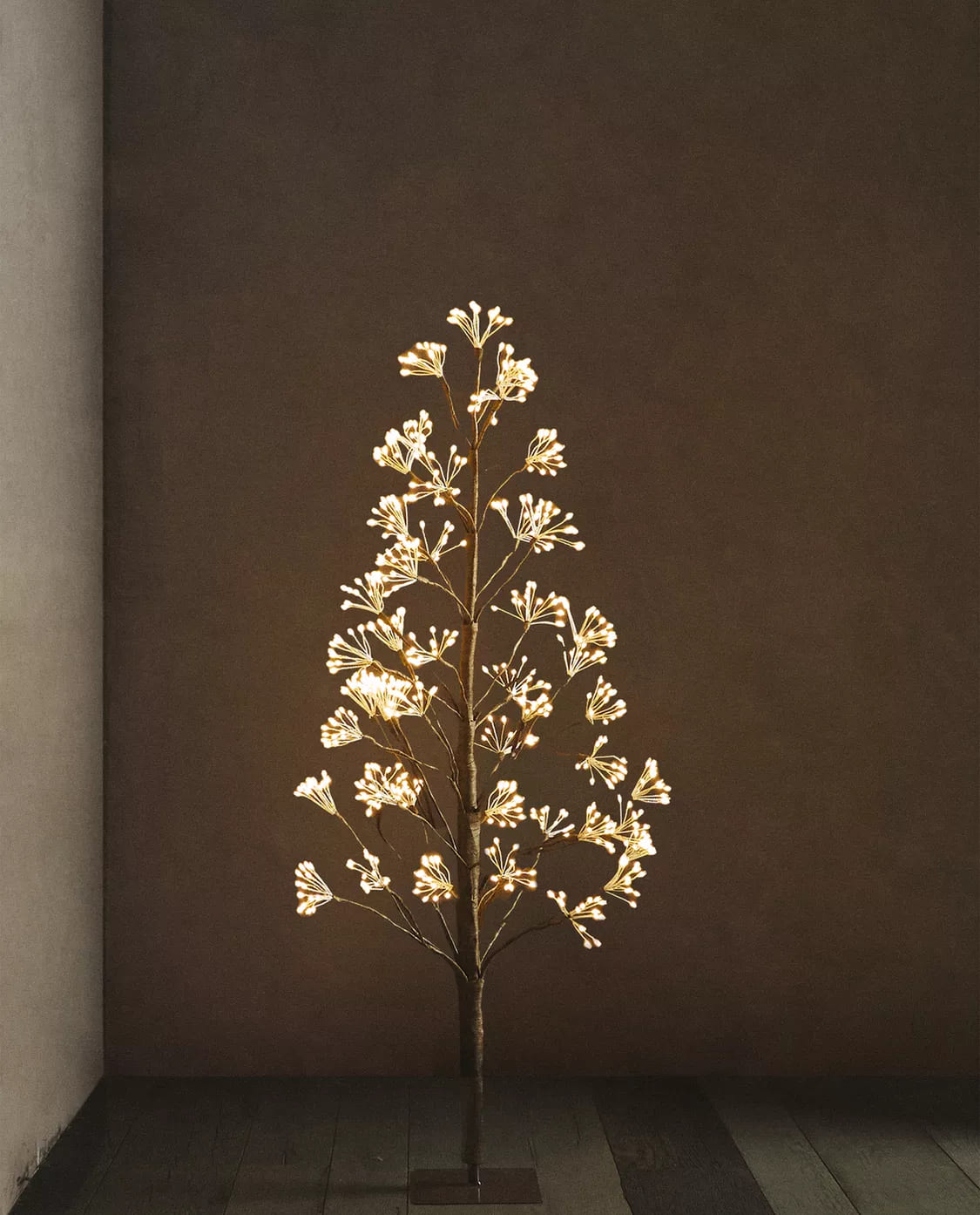 Árbol de navidad con luz LED