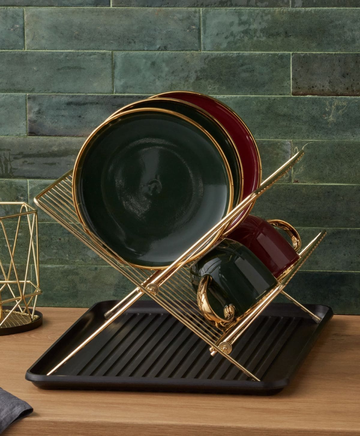 Escurreplatos metálico dorado de Pepco