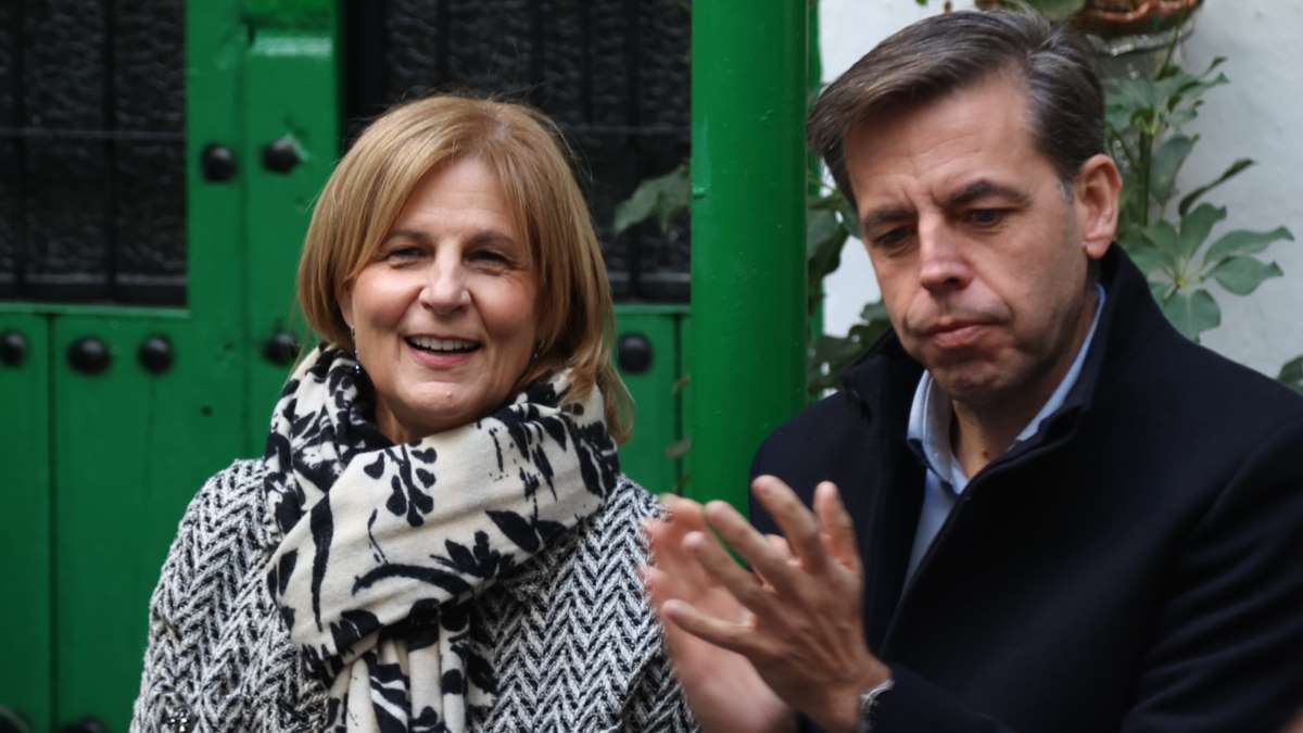 La alcaldesa, María José García-Pelayo, junto a Cristóbal Ortega | Cristo García