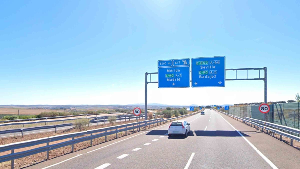 La carretera A-66 en la que se produjo el accidente