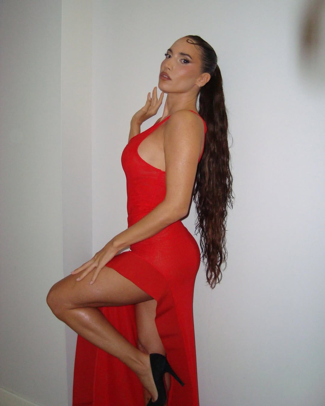 India Martínez posa para sus redes sociales para celebrar la Navidad | @india_martinez_oficial