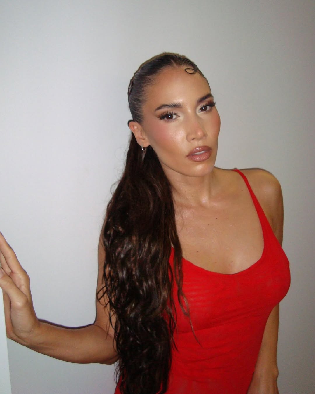 India Martínez posa para sus redes sociales para celebrar la Navidad | @india_martinez_oficial