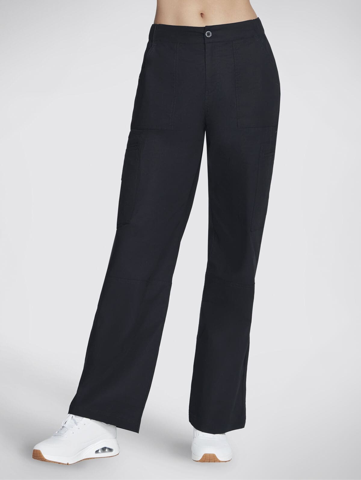 El nuevo pantalón cargo Street Cargo Pant en color negro de Skechers