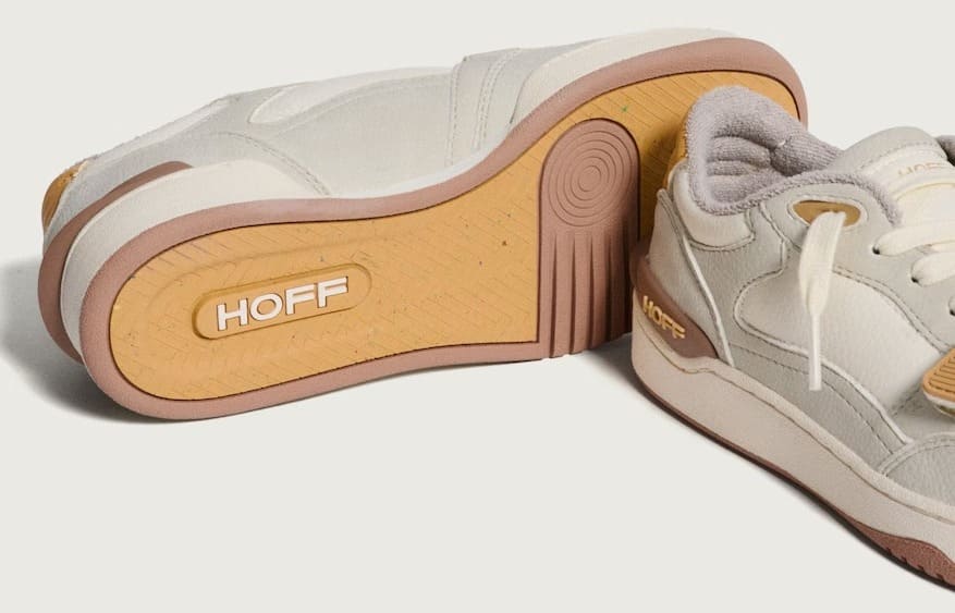 Las zapatillas deportivas de mujer VINYL tipo running bajas de piel en color beige de Hoff en El Corte Inglés