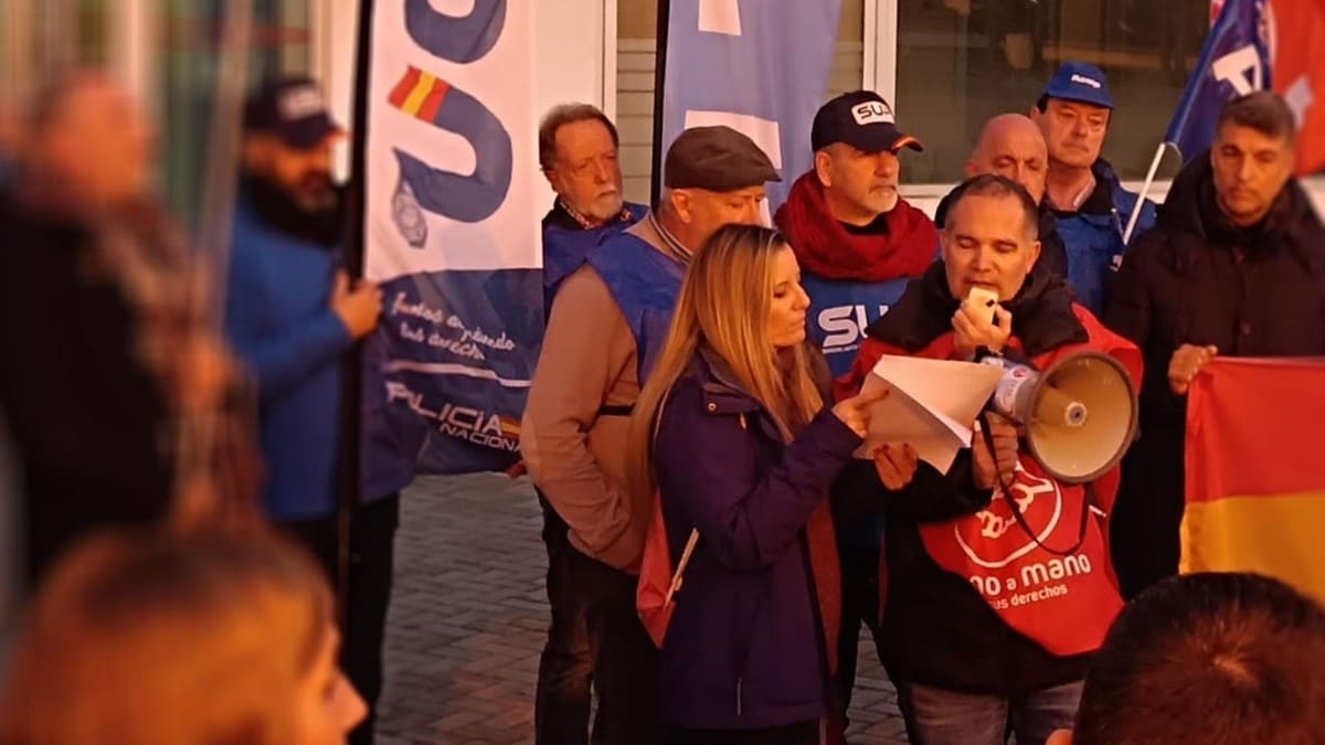 Imagen de la concetración celebrada en Cádiz