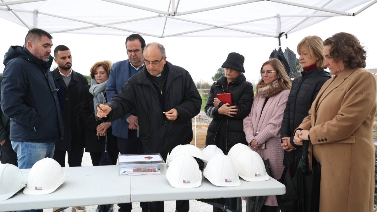 Colocación de la primera piedra del Tanatorio de La Barca | Cristo García 2