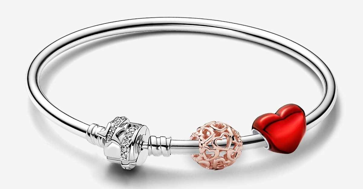 Conjunto Navideño de Edición Limitada Corazón de Pandora
