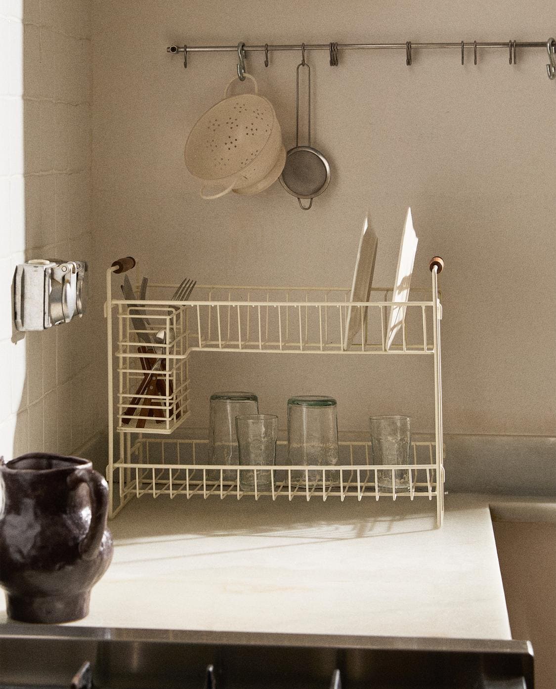 Escurreplatos de metal lacado