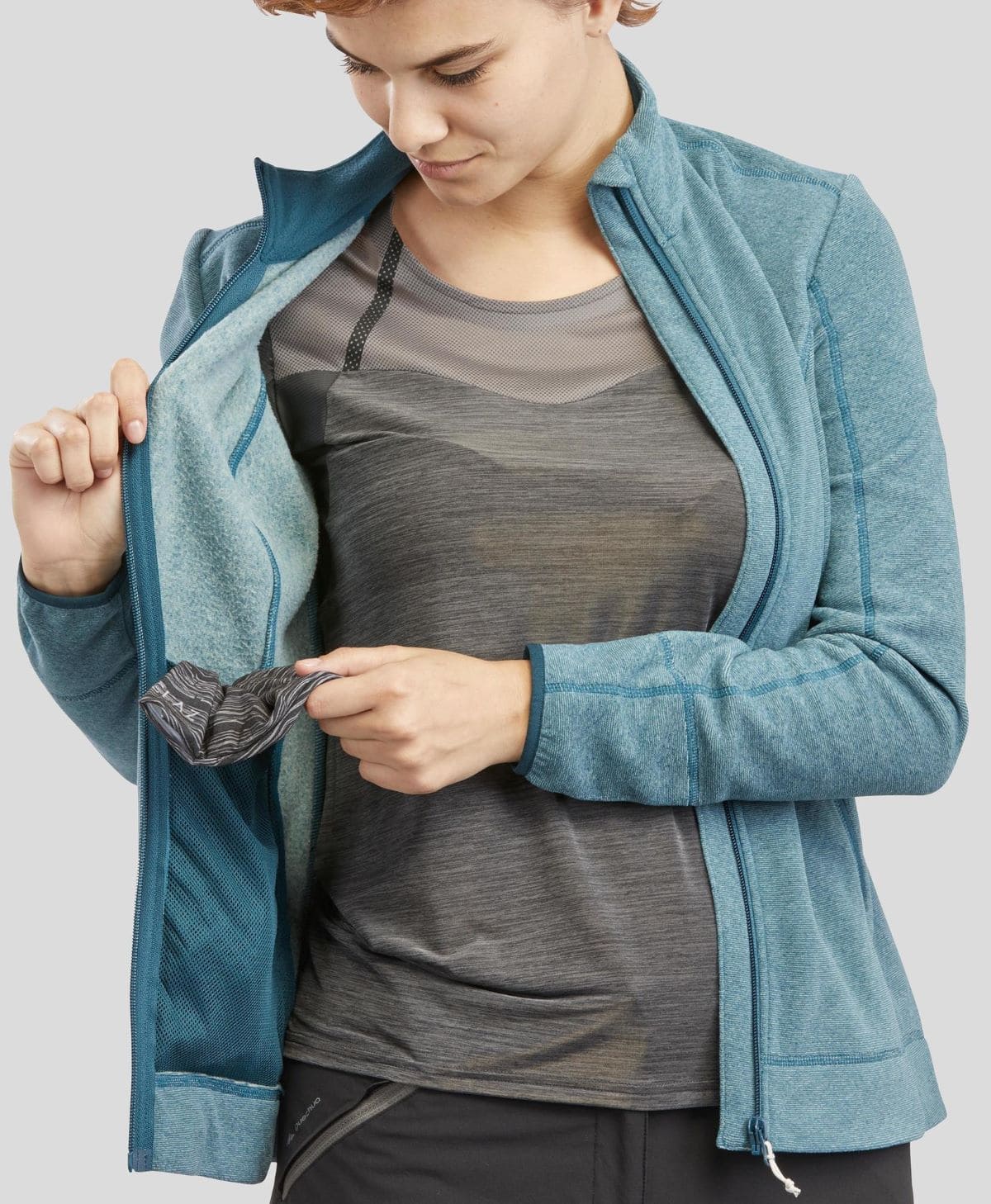 Chaqueta polar Quechua MH120 de Decathlon