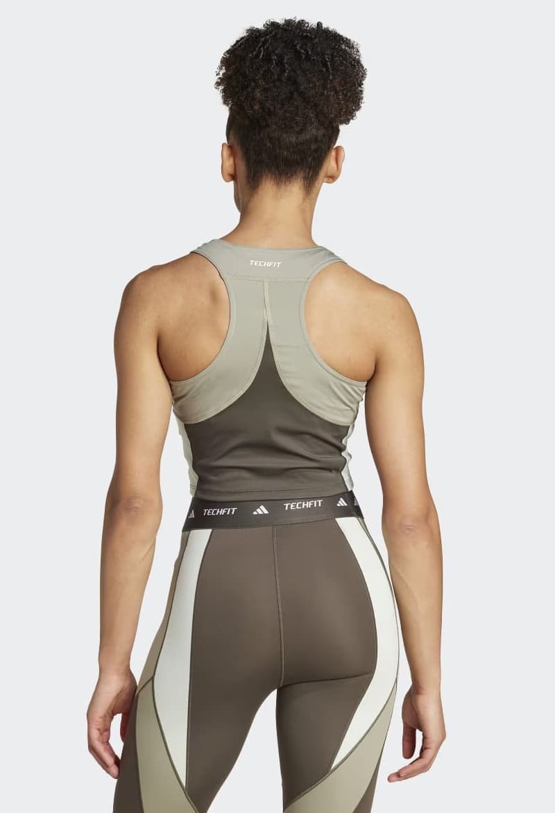 El top para mujer Techfit Colorblock Training de Adidas en El Corte Inglés