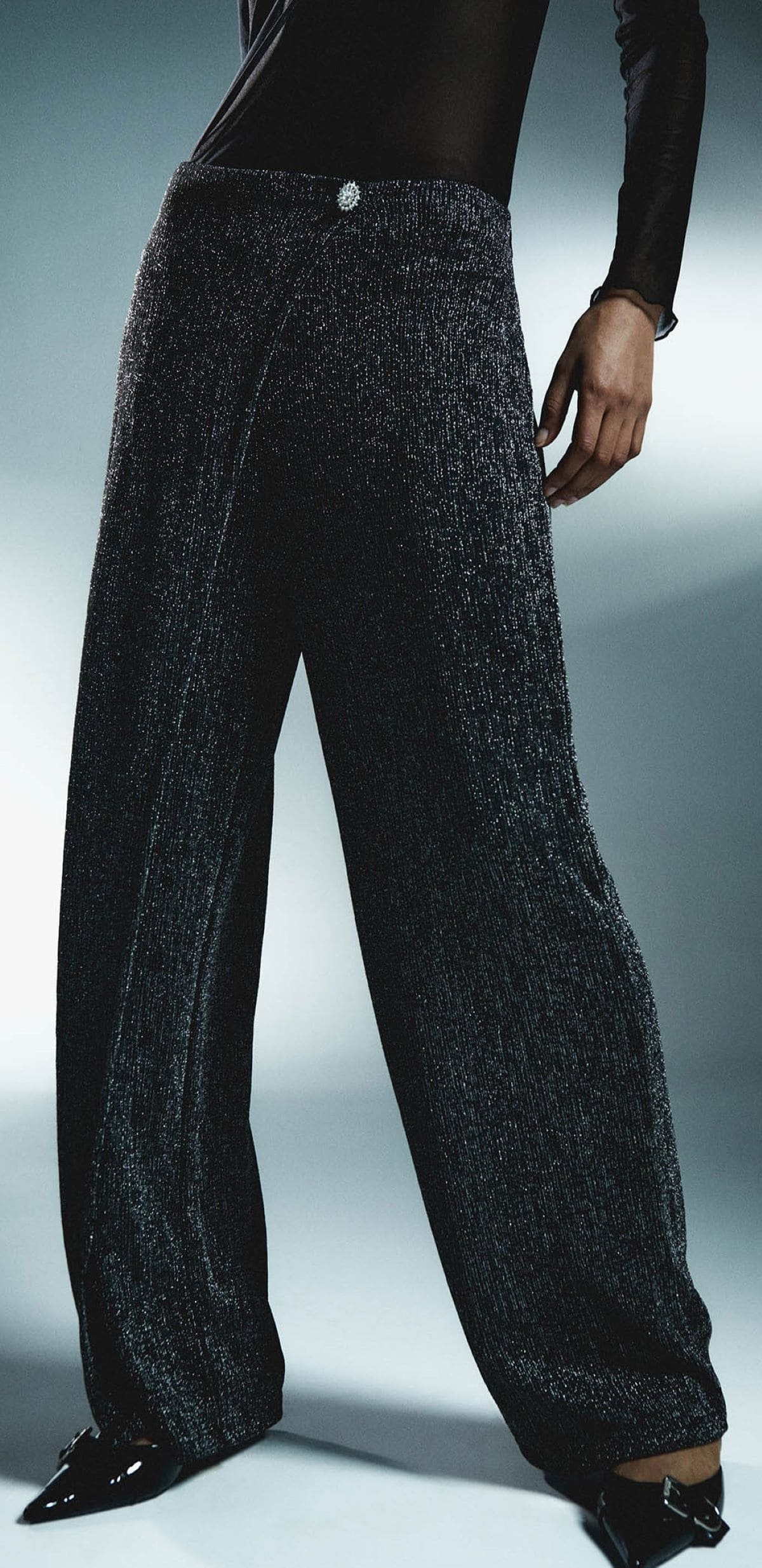 Pantalones corte efecto brillo de tipo pareo de Sfera