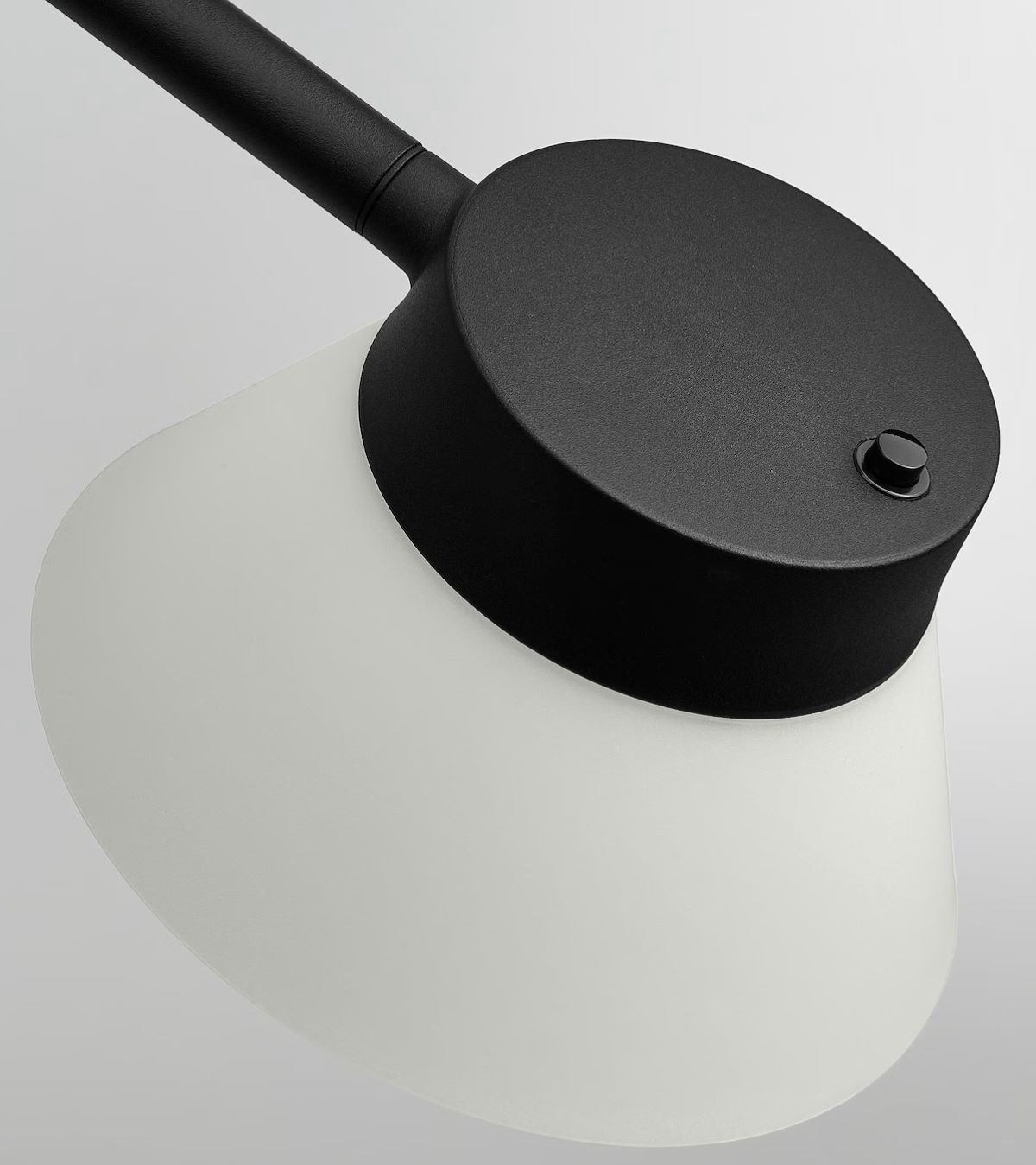 Lámpara de pie de la serie SAMBORD de Ikea