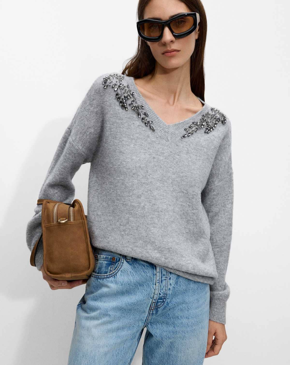 Jersey con lana y aplicaciones de Parfois