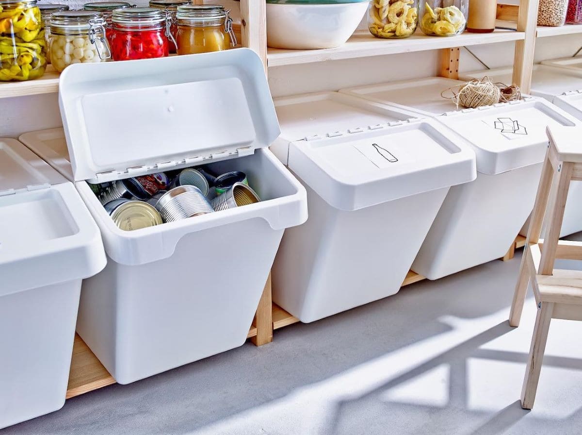 Cubo de basura con tapa SORTERA