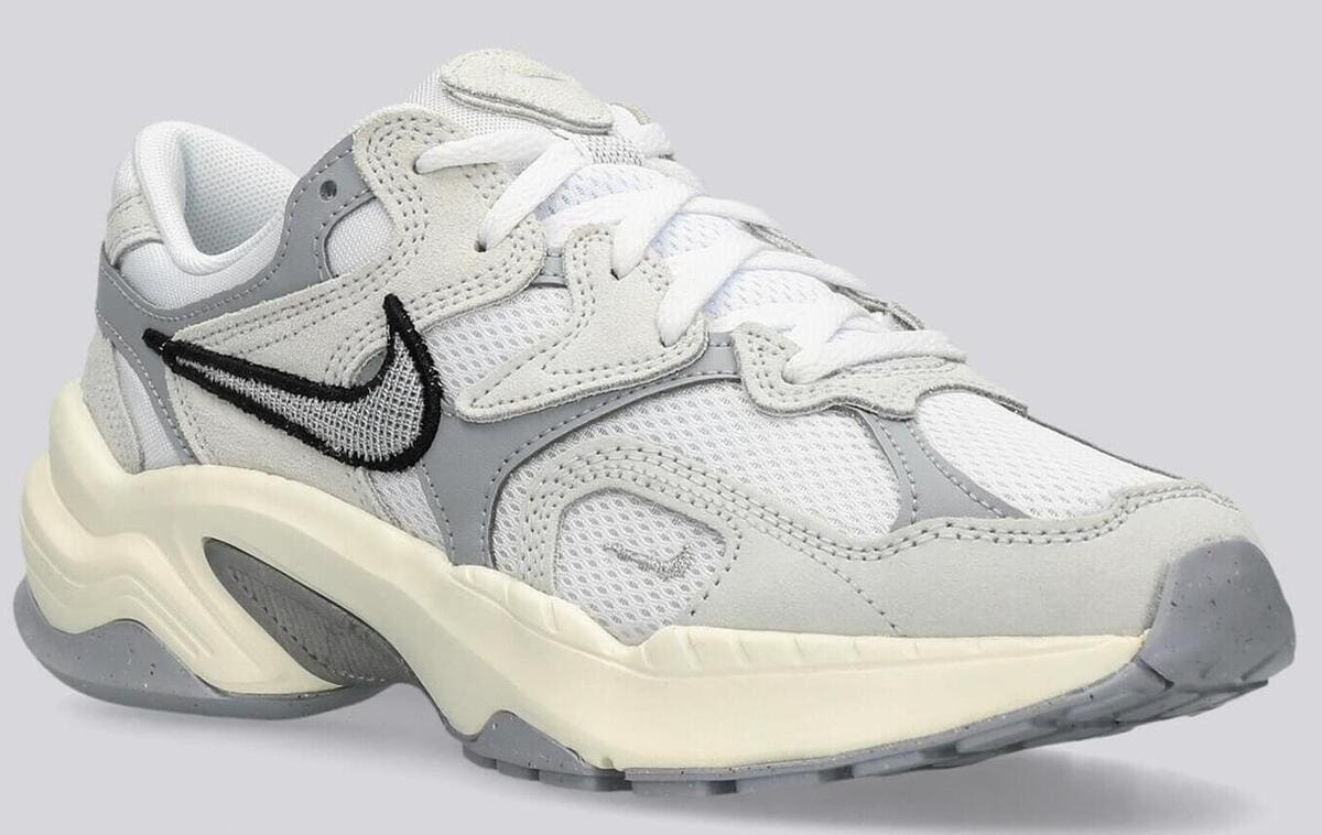 Las zapatillas vintage de mujer Nike AL8 con detalles grises en Sprinter