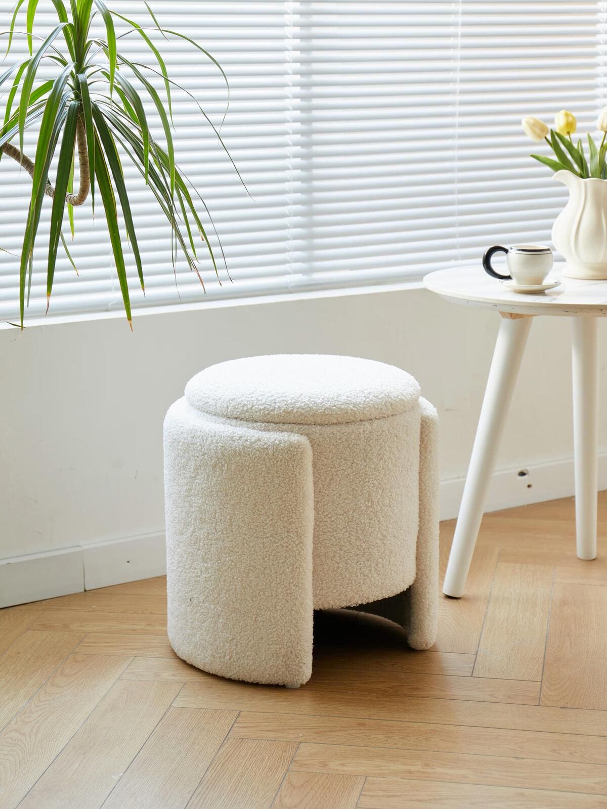 Puf en lana blanca Nordlys