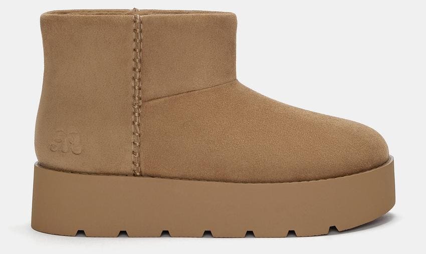 Los botines con plataforma forrados en color marrón de Pull&Bear