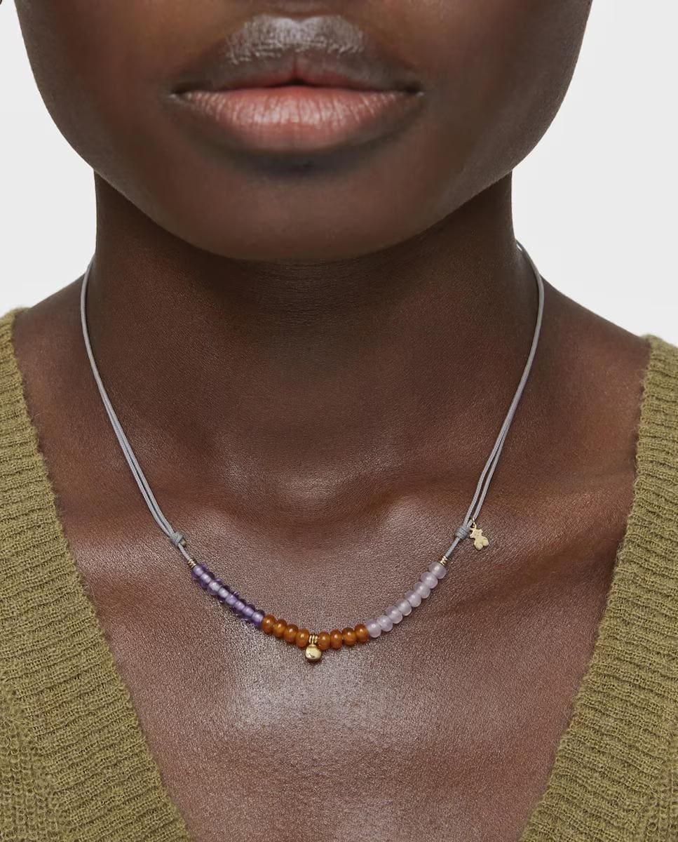 Collar Balloon corto de cordón con corazón de oro y calcedonia