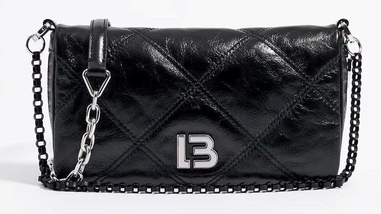 Bandolera de mujer de piel vacuna con asa de cadena Bimba y Lola