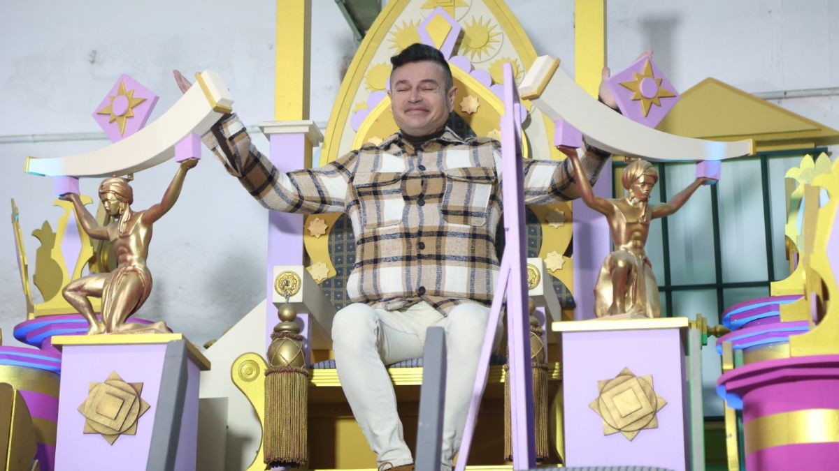 Rober Pazos en la carroza del Rey Baltasar | Cristo García