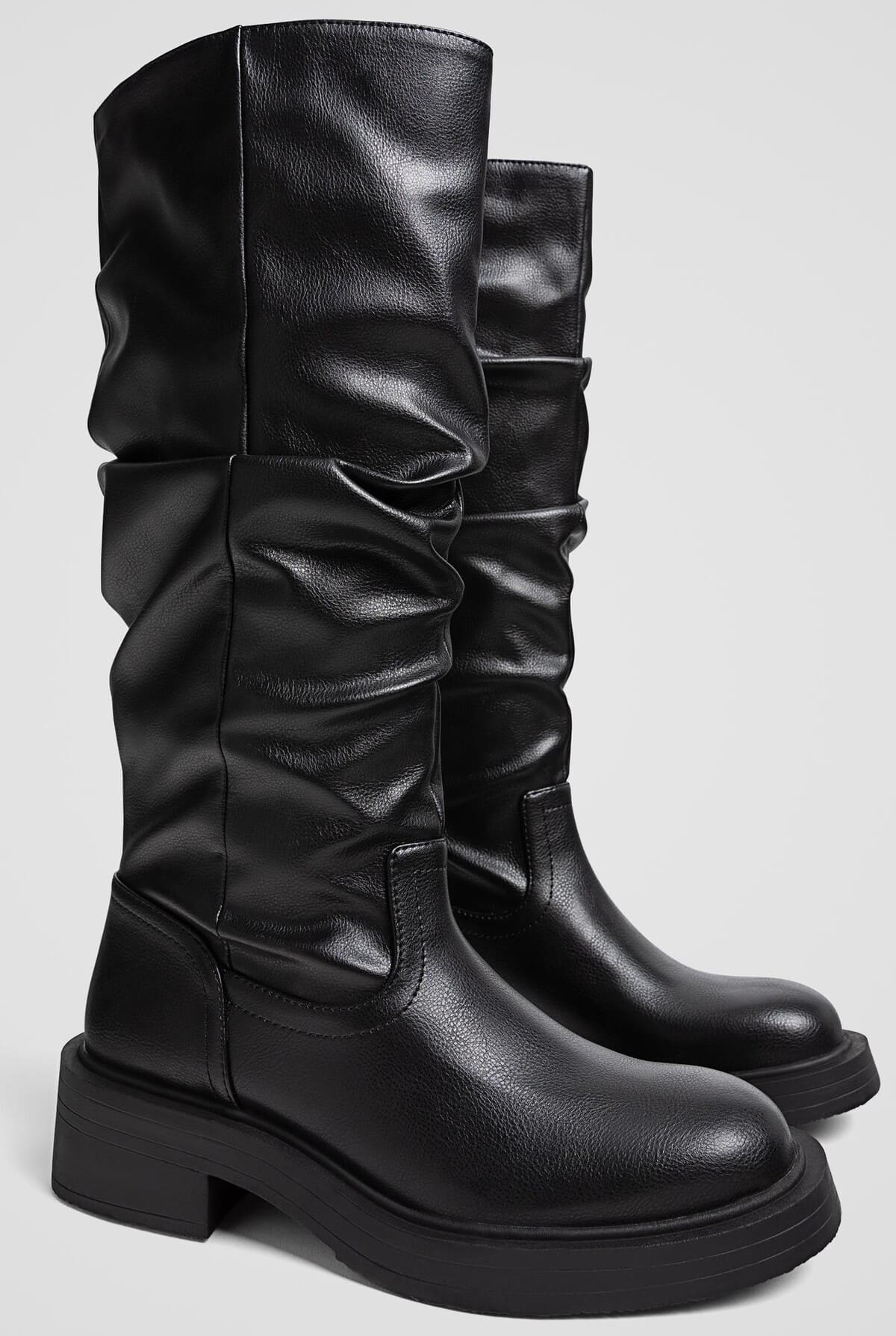 Botas altas slouchy planas