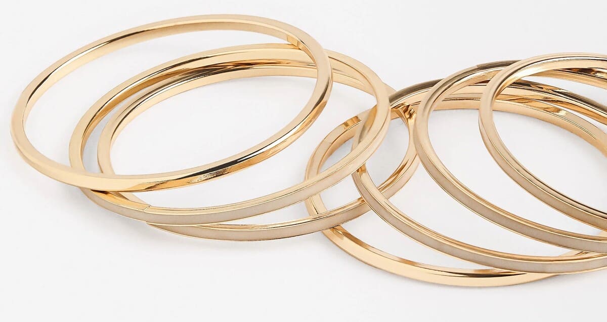 Set de pulseras esmaltadas