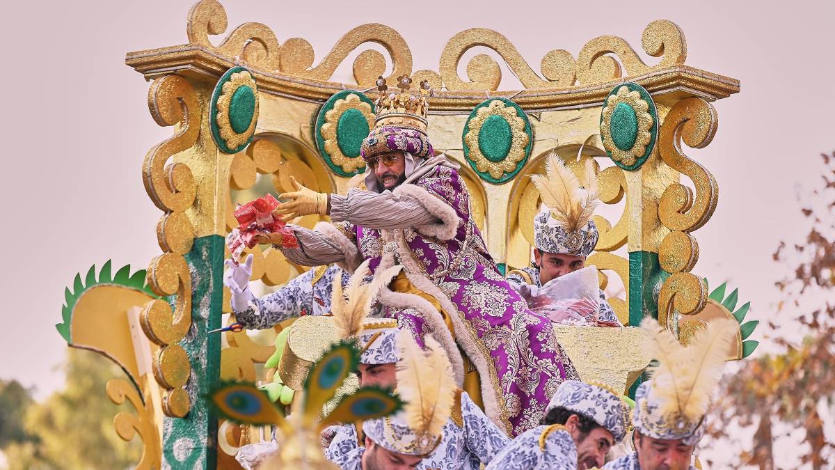 Cabalgata de los Reyes Magos de Sevilla 2025 | Salvador López Medina