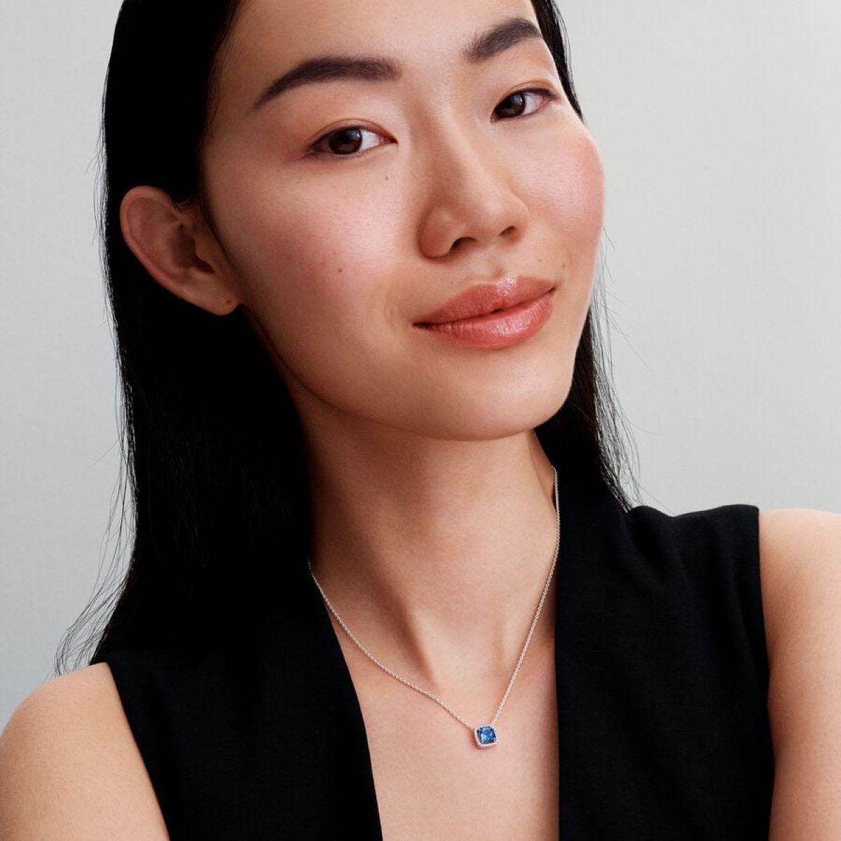 Collar Halo azul cuadrado brillante de Pandora