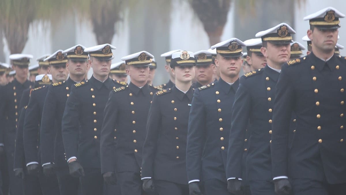 Los guardiamarinas inician este sábado 11 de enero el crucero de instrucción | Cristo García