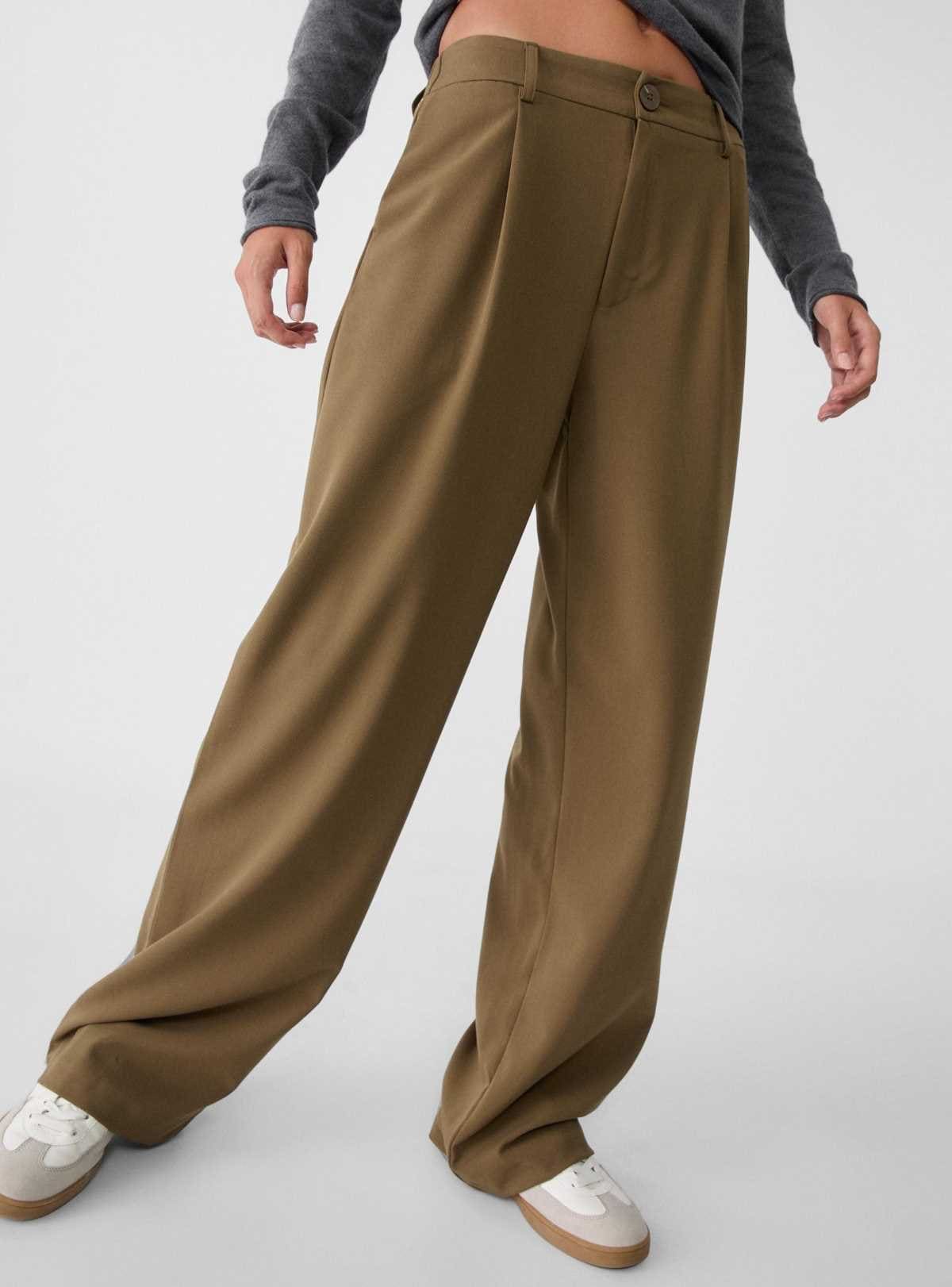 Pantalón de vestir recto de Stradivarius