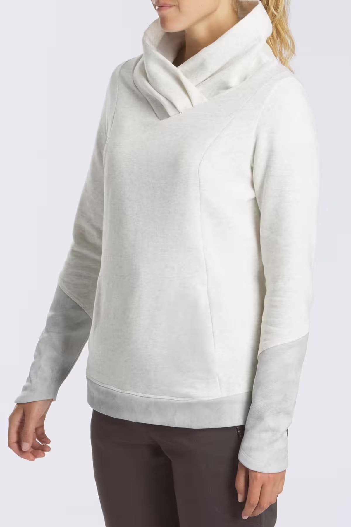 La sudadera polar de montaña y trekking para mujer Quechua NH100 en color blanco en Decathlon