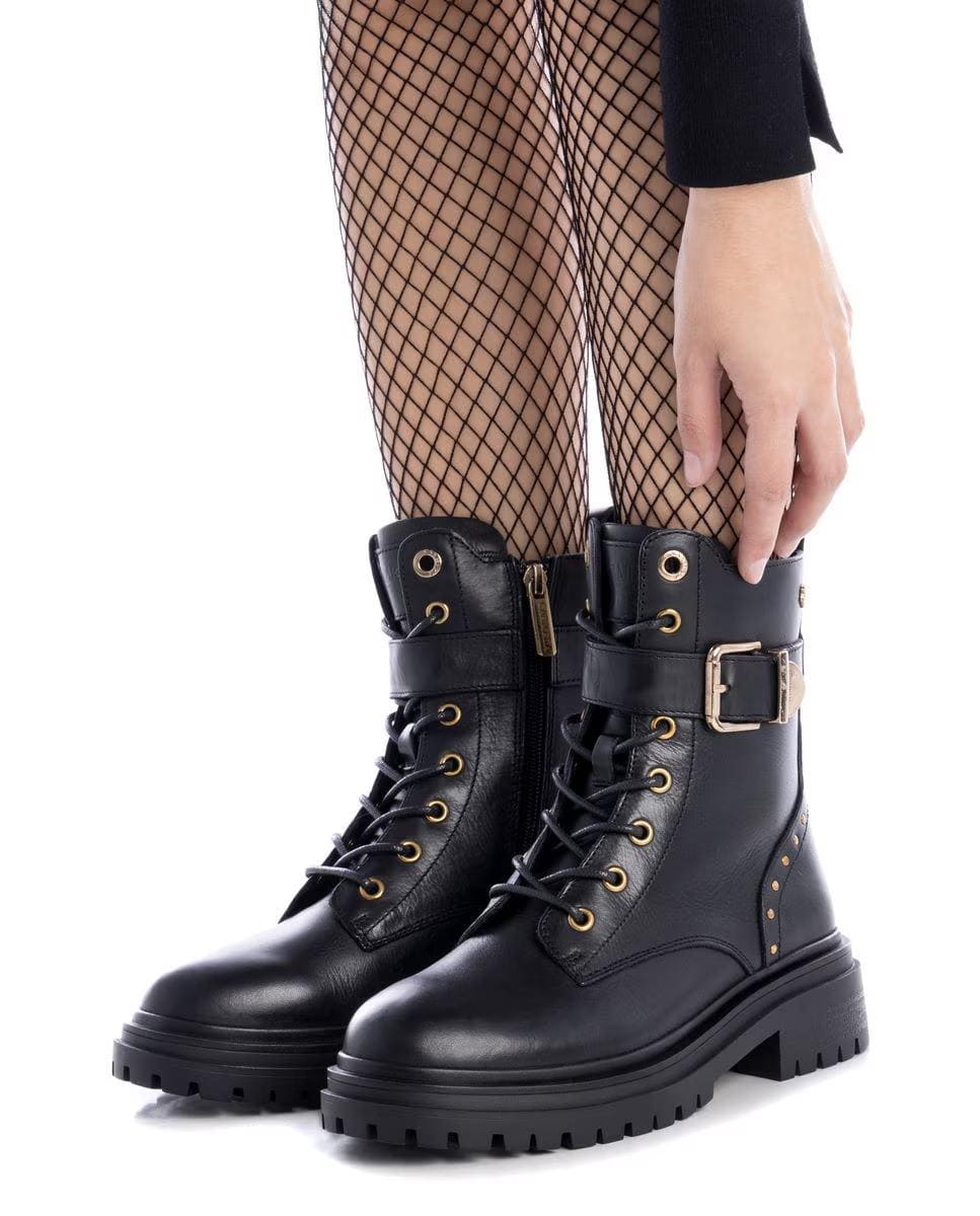 Botines de piel con cierre de cremallera